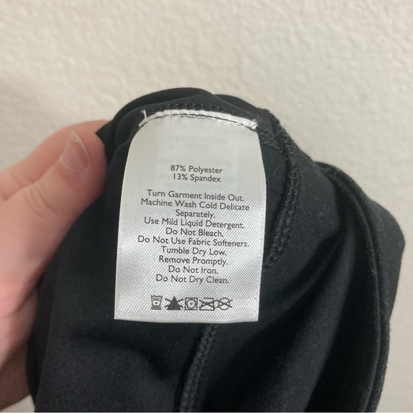 Eddie Bauer Low Rise Cropped Leggings - Black - Medium - Picture 6 of 7